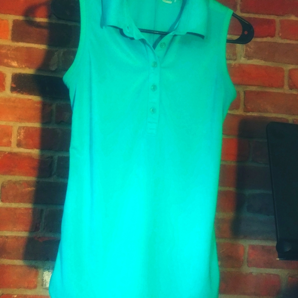 Nike golf shirt